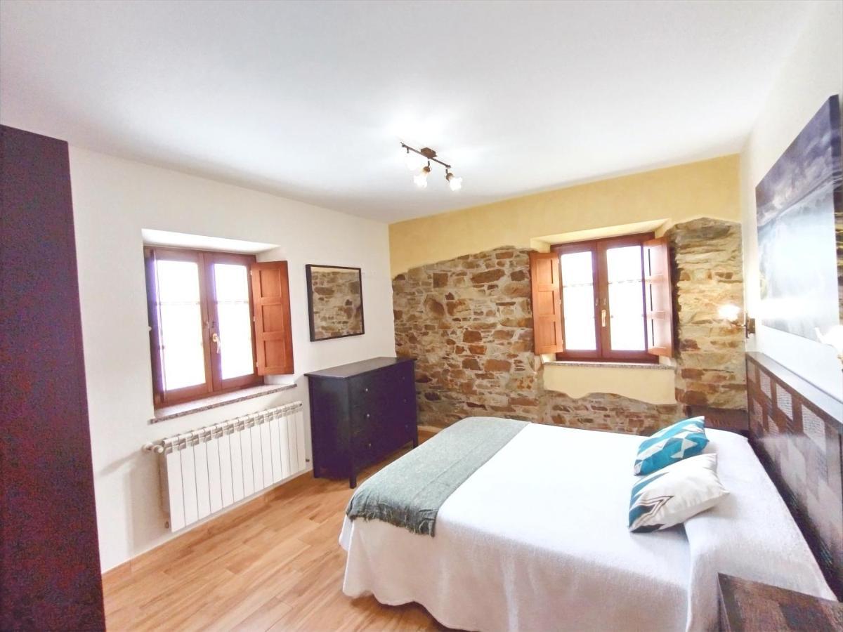 Apartamentos Navalin Tapia De Casariego Dış mekan fotoğraf