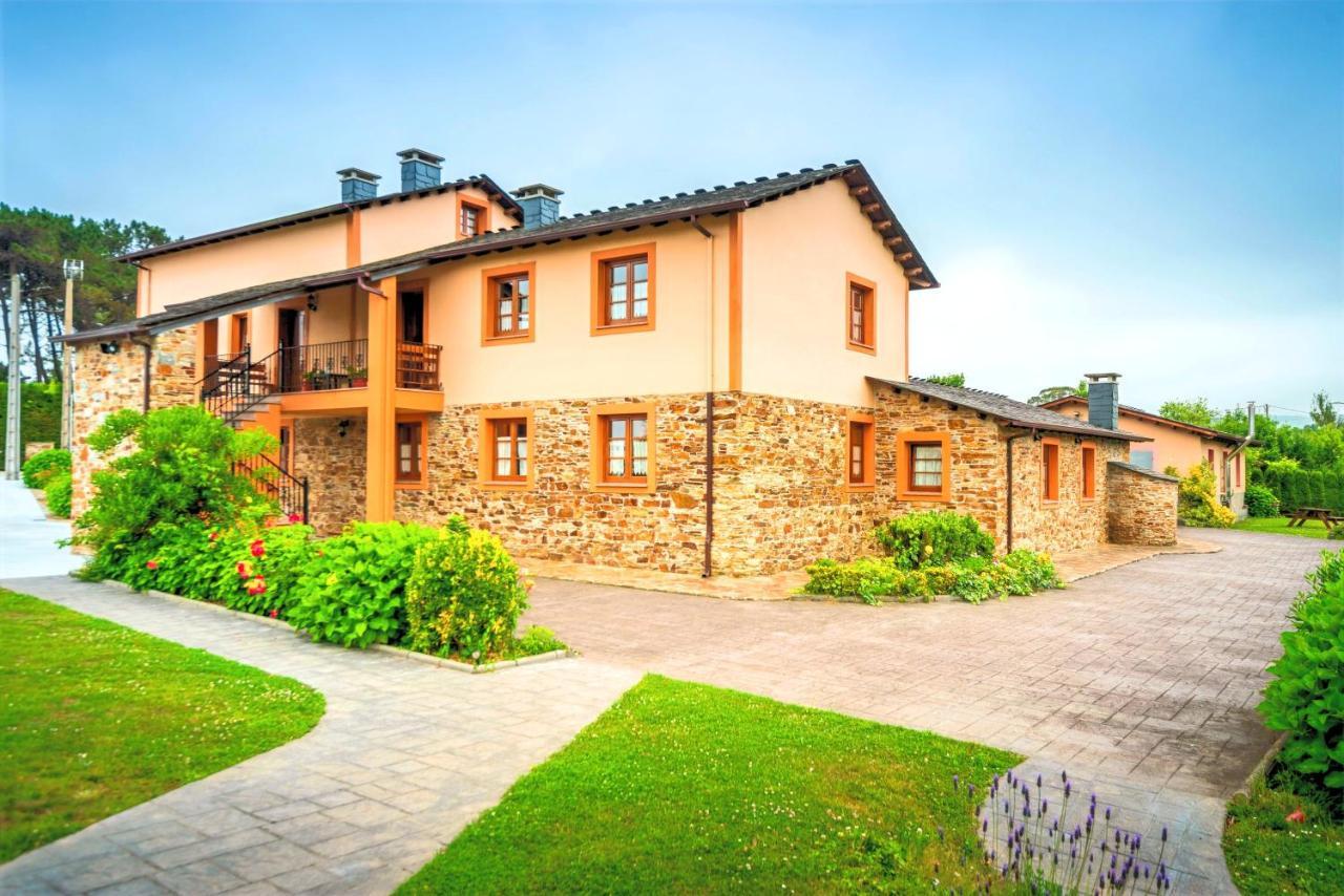 Apartamentos Navalin Tapia De Casariego Dış mekan fotoğraf