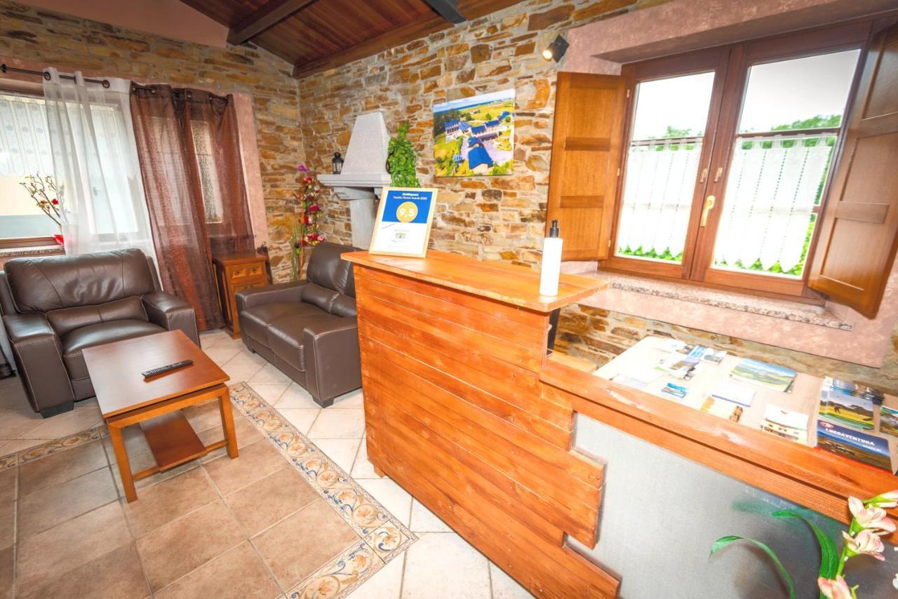 Apartamentos Navalin Tapia De Casariego Dış mekan fotoğraf