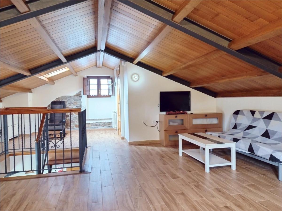 Apartamentos Navalin Tapia De Casariego Dış mekan fotoğraf
