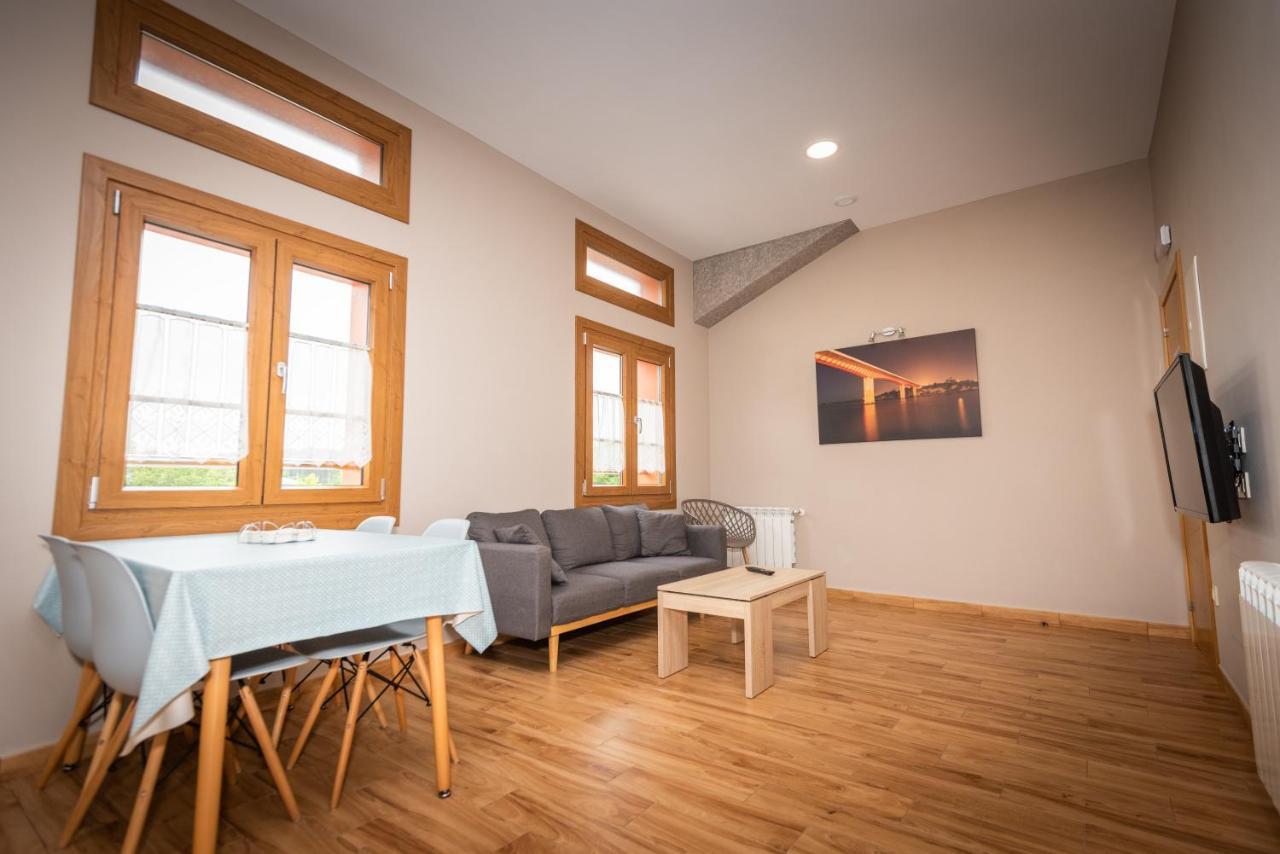 Apartamentos Navalin Tapia De Casariego Dış mekan fotoğraf